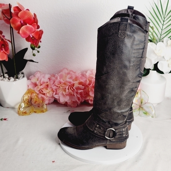 CROWN VINTAGE Bourne Riding Brown Faux Leather Distressed Boots Size: 5M - Picture 3 of 8